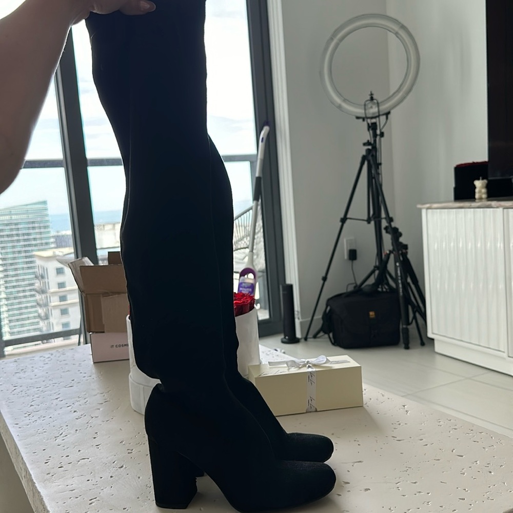 High heeled boots